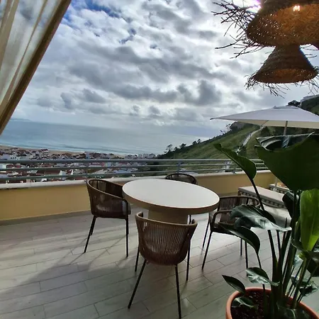 Sweet Penthouse Apartment Nazaré